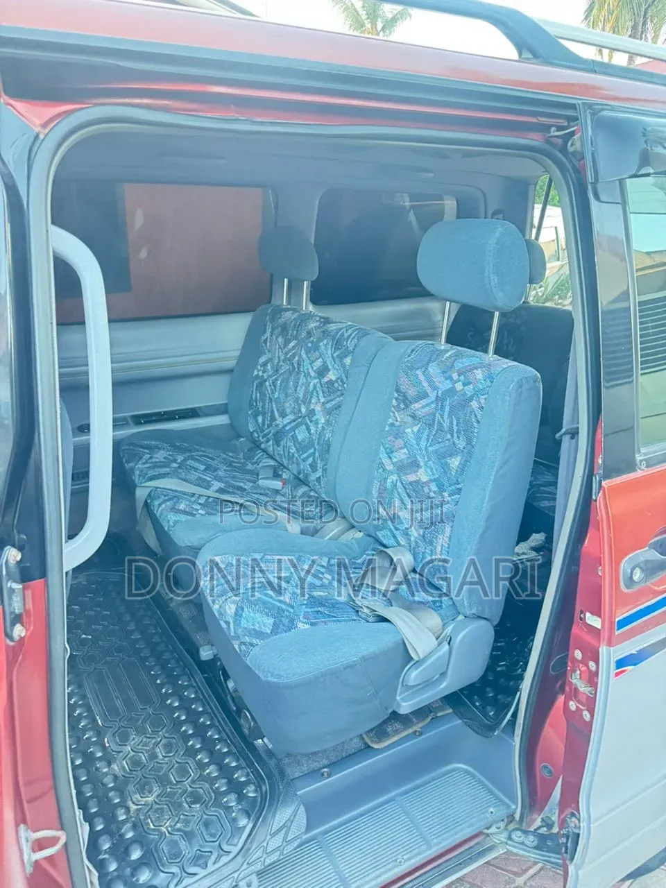 Toyota Noah 2002 Burgundy