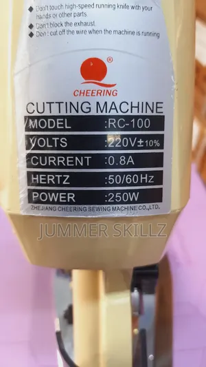Cheering Rc 100 ( Common Known as Round Knife Clothes Cutter)