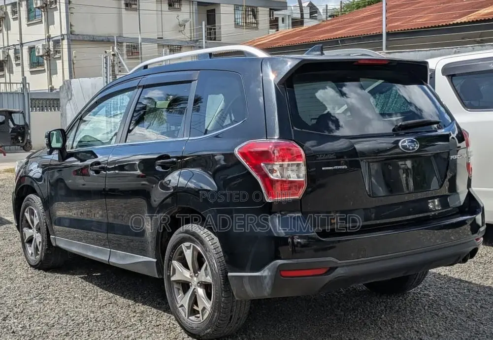 Subaru Forester 2015 Black