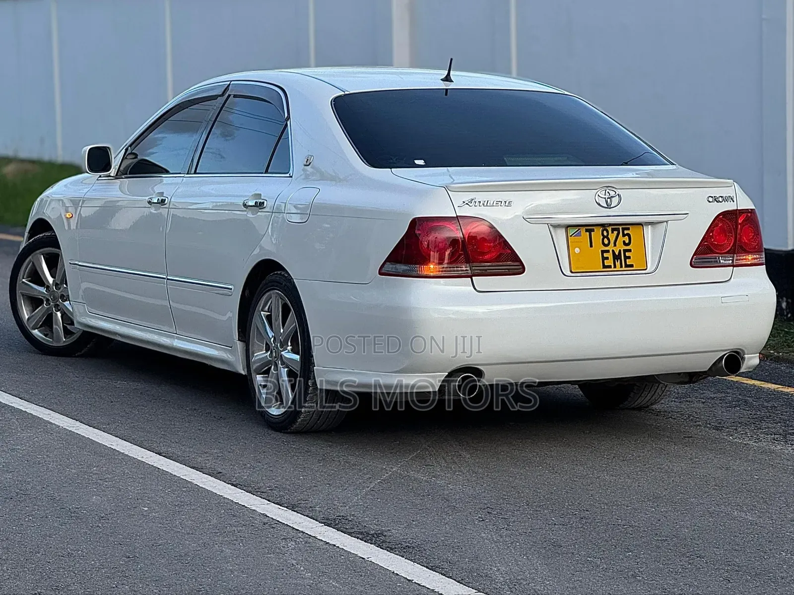 Toyota Crown 2006 White