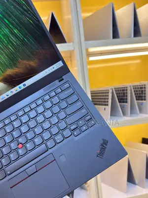 New Laptop Lenovo ThinkPad X1 Carbon 16GB Intel Core i7 SSD 256GB