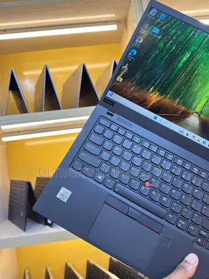 New Laptop Lenovo ThinkPad X1 Carbon 16GB Intel Core i7 SSD 256GB