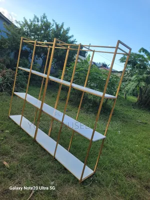Shelves Zina Sehemu Tatu