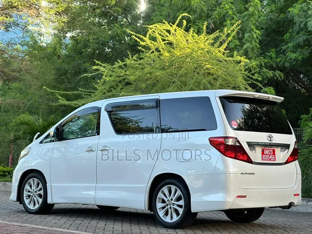 Toyota Alphard 2009 White