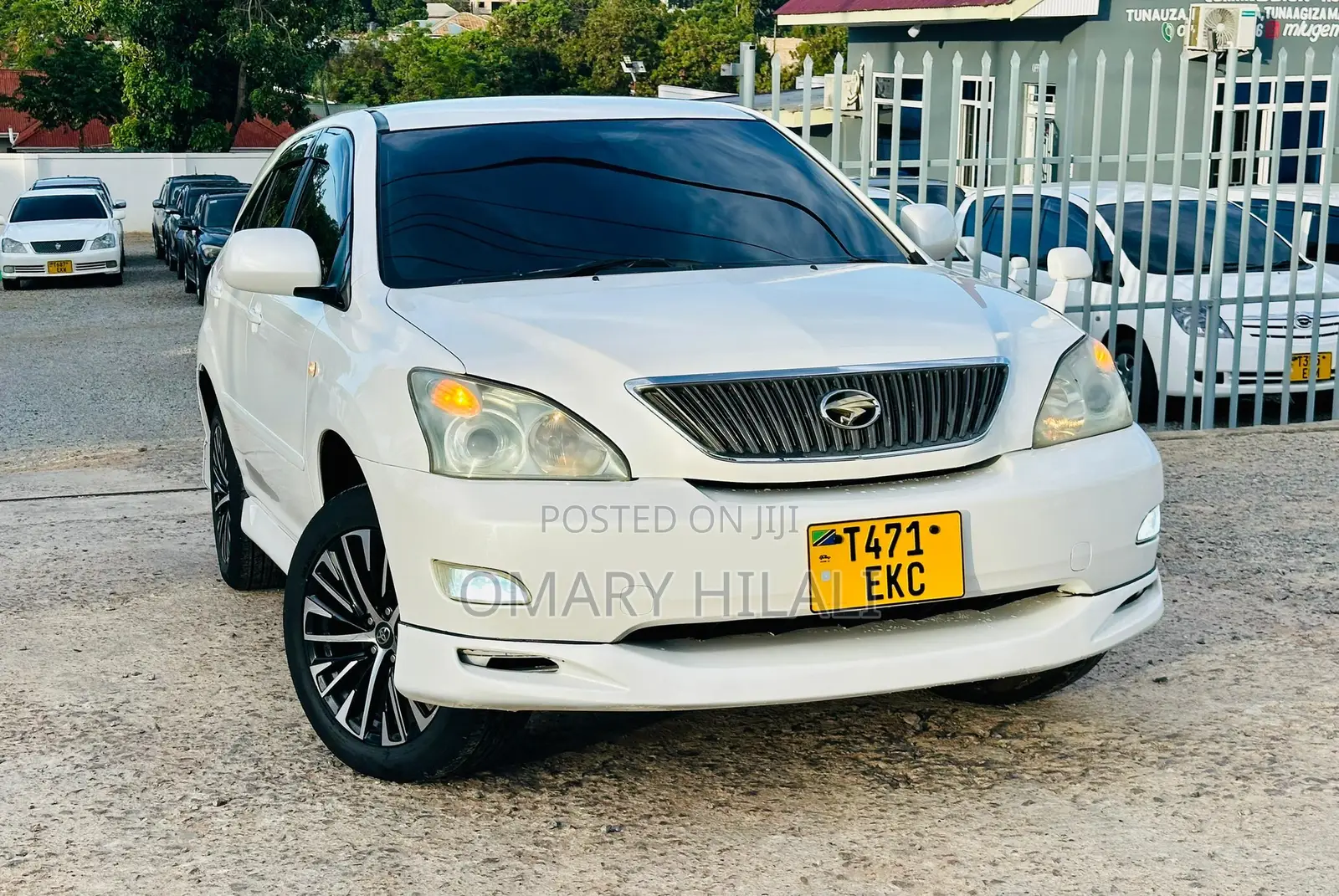 Toyota Harrier 2005 White