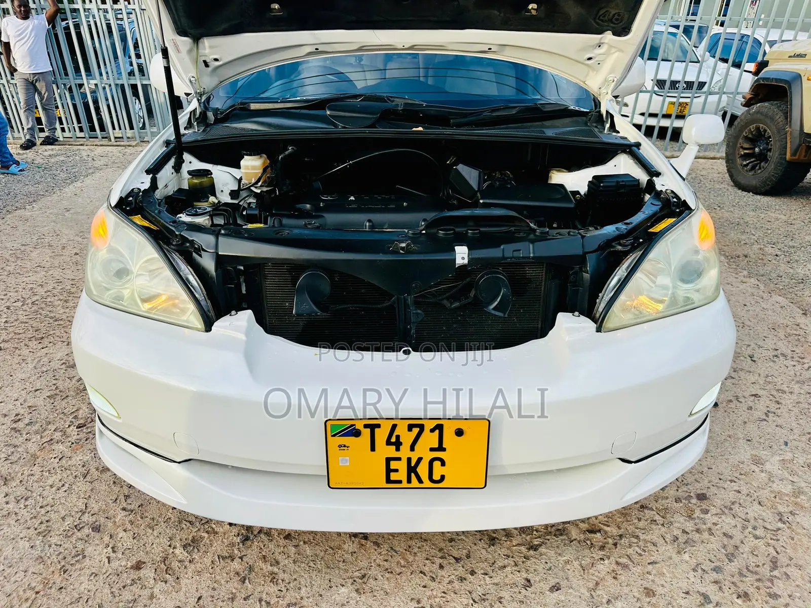 Toyota Harrier 2005 White