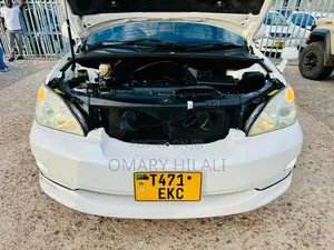 Toyota Harrier 2005 White