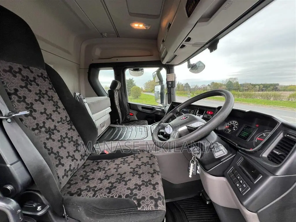 Scania P450 6x2 Tractor Unit