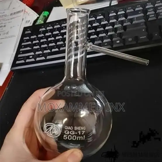 500 Ml Boiling Flask With a Side Arm