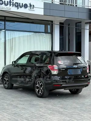 Subaru Forester 2015 Black