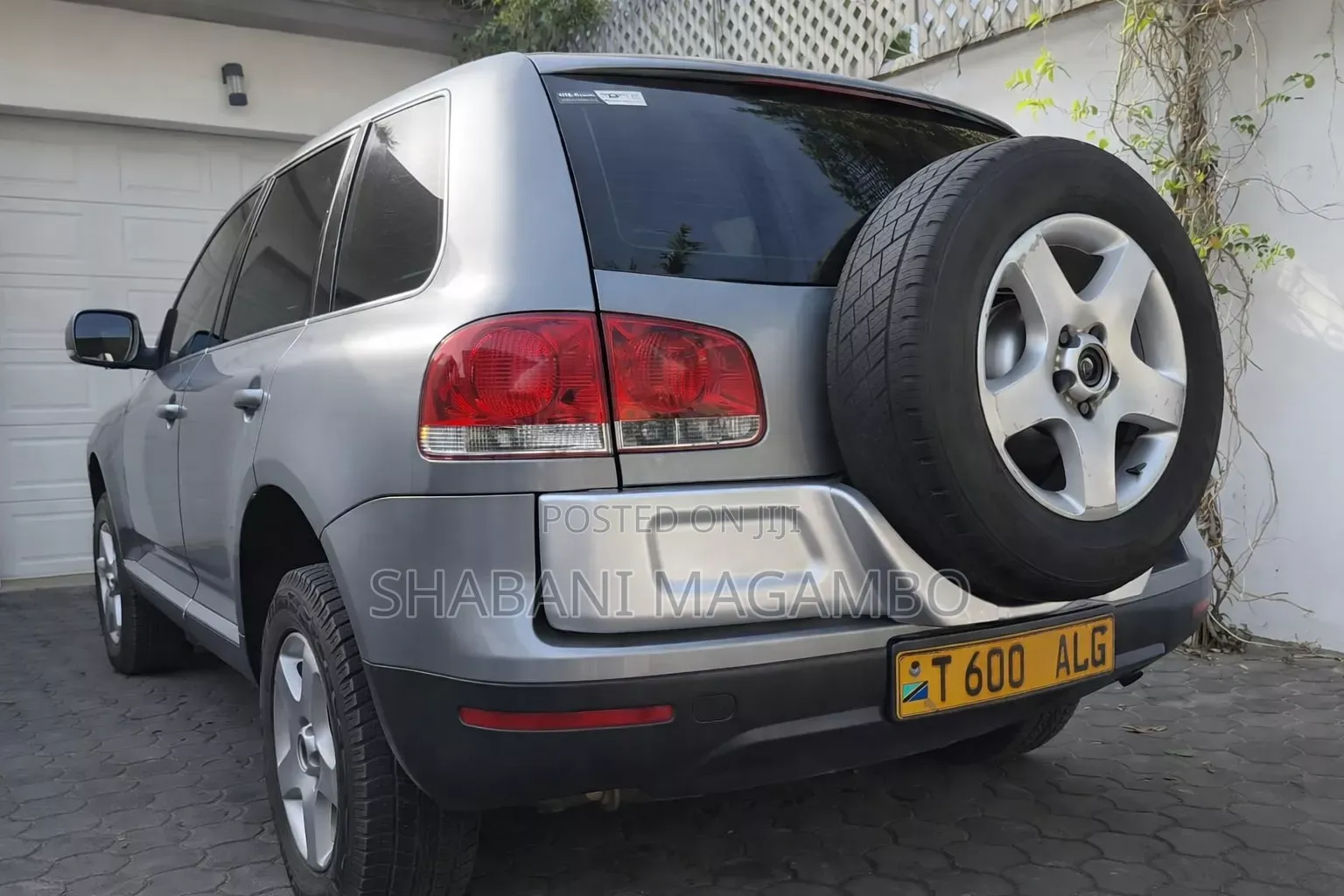 Volkswagen Touareg 2008 Gray