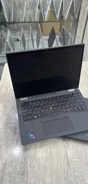 Laptop Lenovo ThinkPad x13 Yoga 32GB Intel Core i7 SSD 256GB