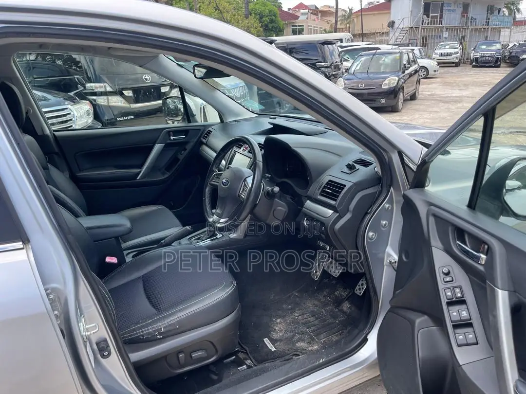 Subaru Forester 2013 Silver