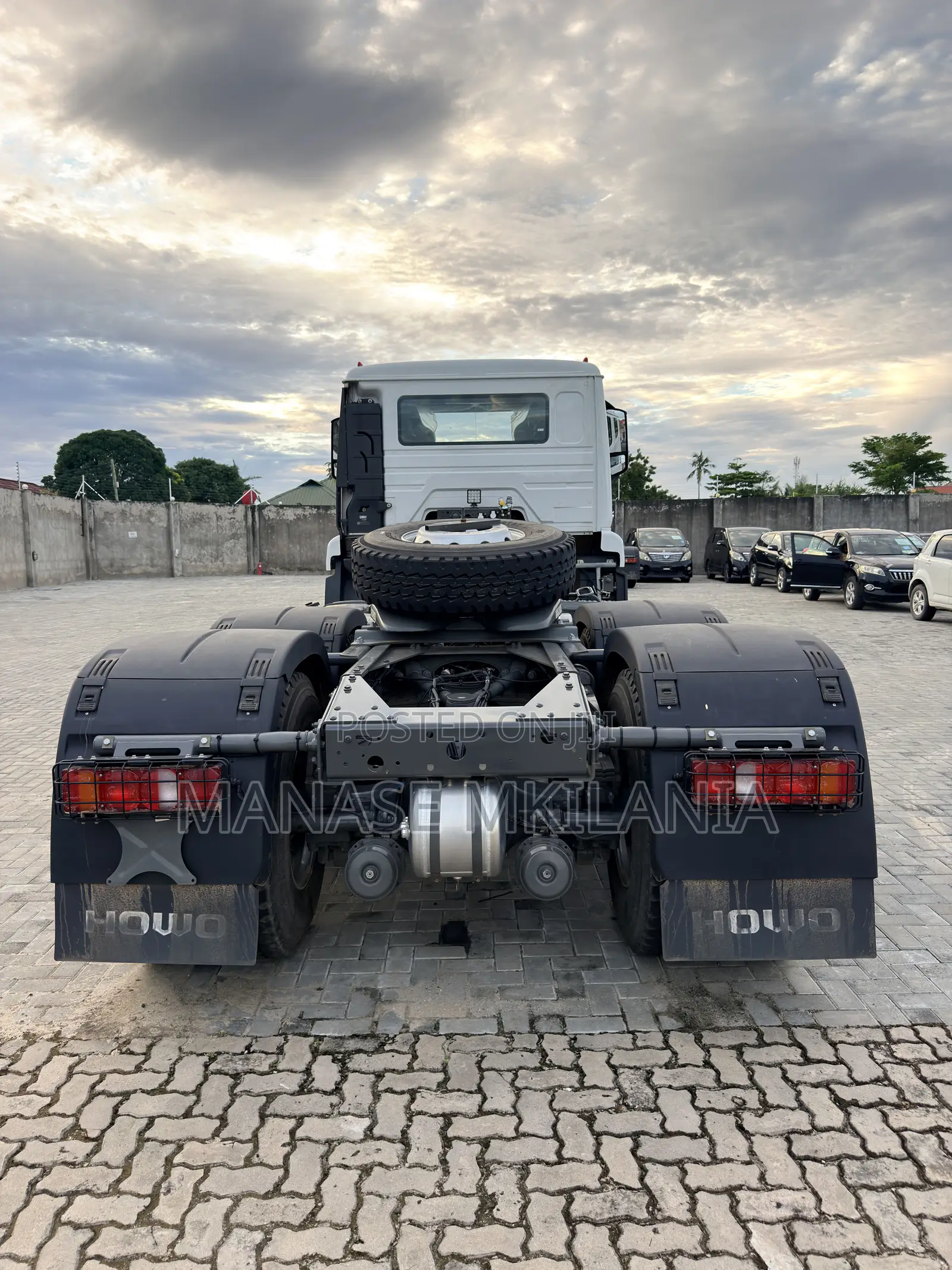 Howo Nx 371 Tractor Unit Truck