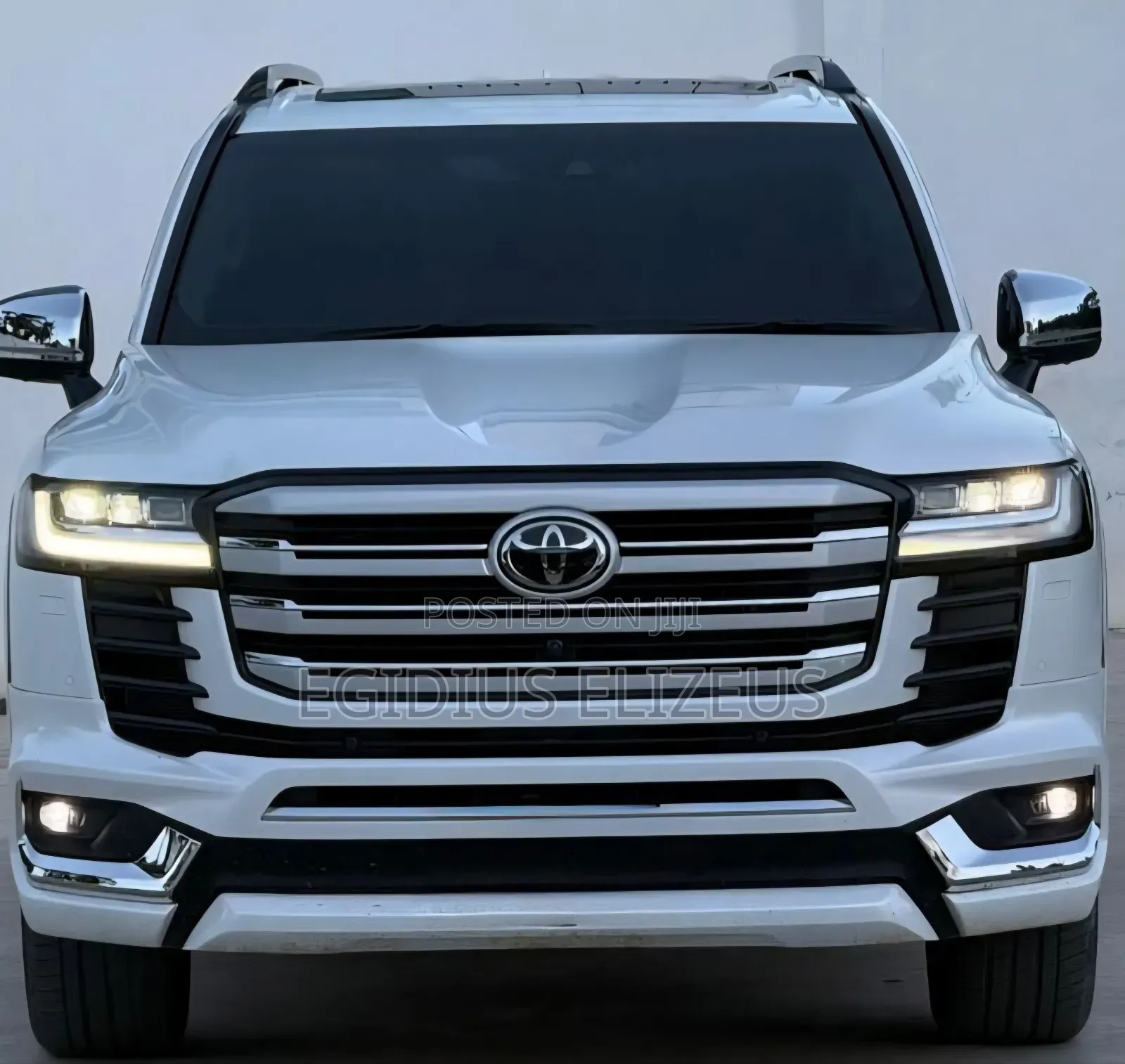 Toyota Land Cruiser 2024 White