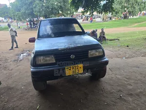 Suzuki Escudo 1991 Purple