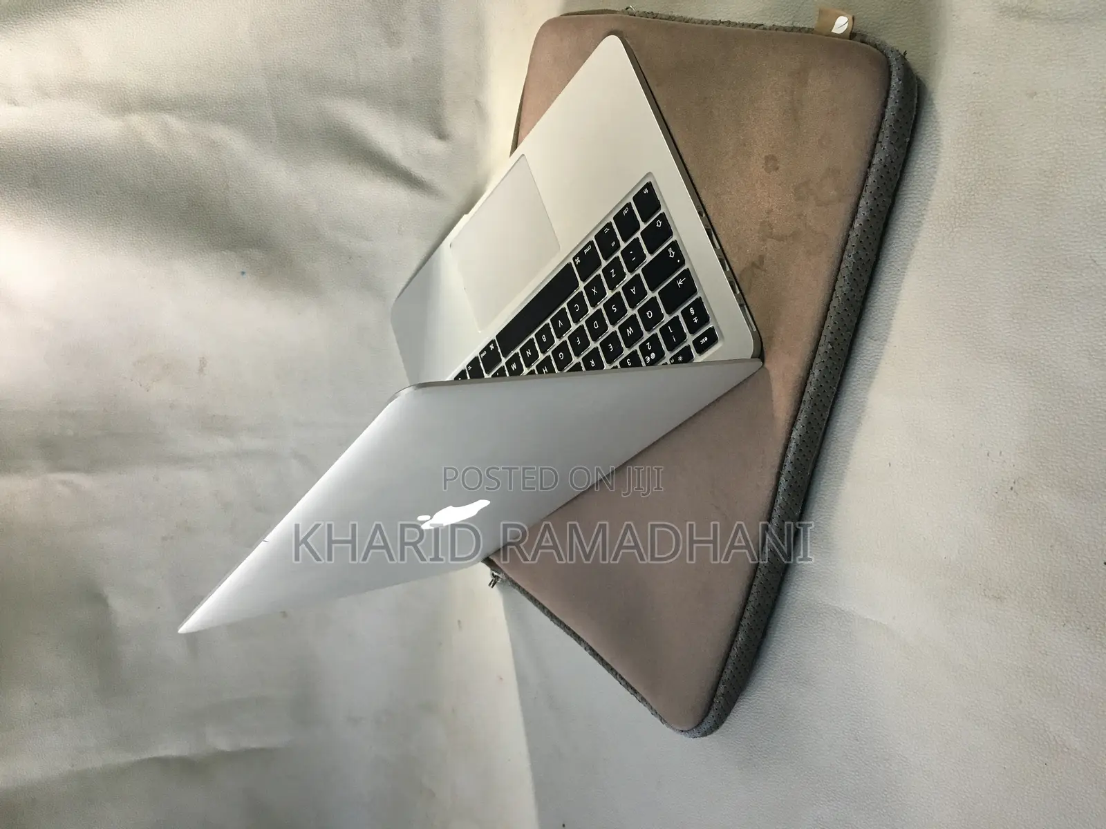 Laptop Apple MacBook Pro 2015 8GB Intel Core i5 SSD 256GB