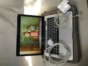 Laptop Apple MacBook Pro 2015 8GB Intel Core i5 SSD 256GB
