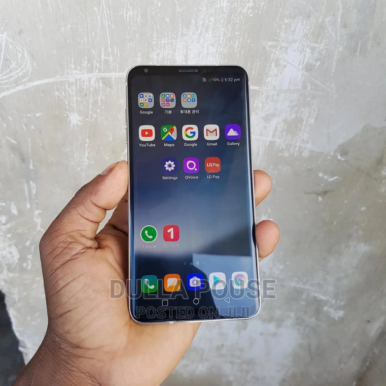 New LG V30 64 GB Silver