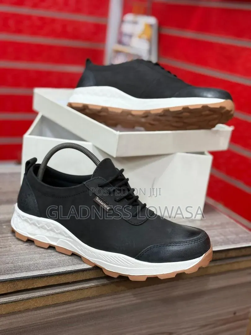 Design Shoes / Viatu Vya Kiume