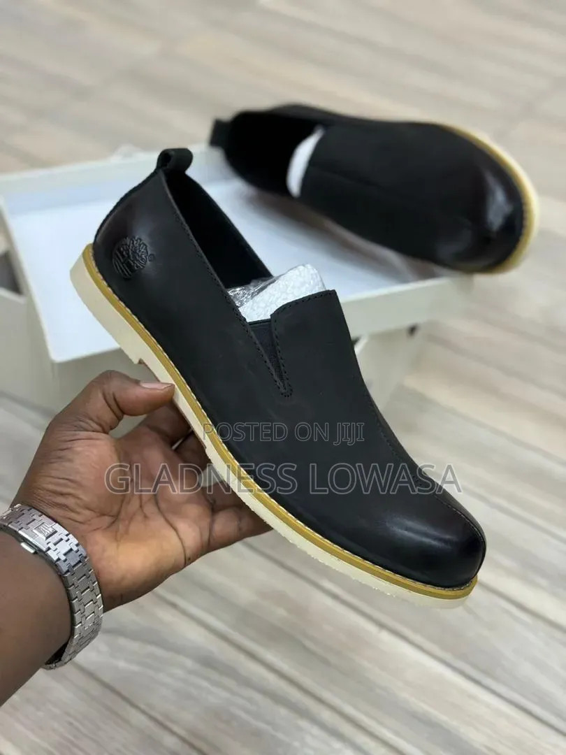 Design Shoes / Viatu Vya Kiume