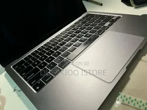 Laptop Apple MacBook Air 2022 M2 8GB Apple M2 SSD 512GB