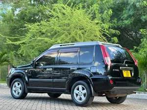 Nissan X-Trail 2004 Black