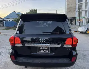 Toyota Land Cruiser 2014 Black