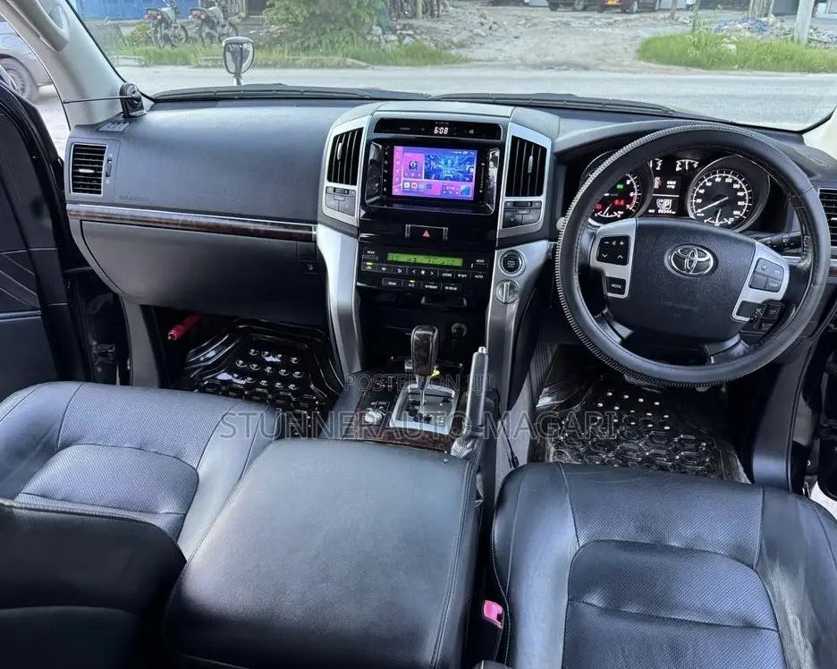 Toyota Land Cruiser 2014 Black