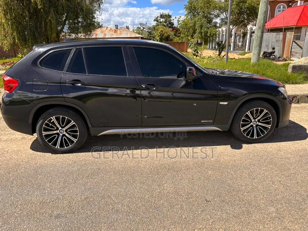 BMW X1 2010 Black