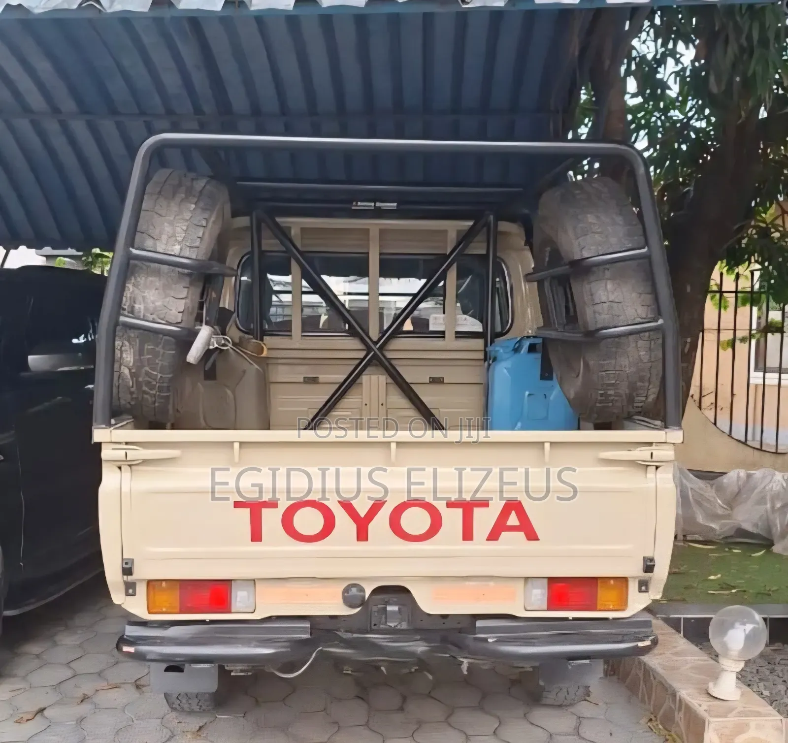 Toyota Land Cruiser 2017 Beige