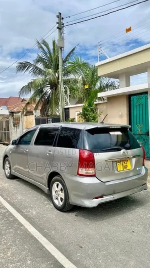 Toyota Wish 2005 Gray