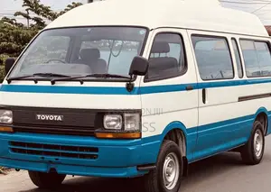 Toyota HiAce 2006 White