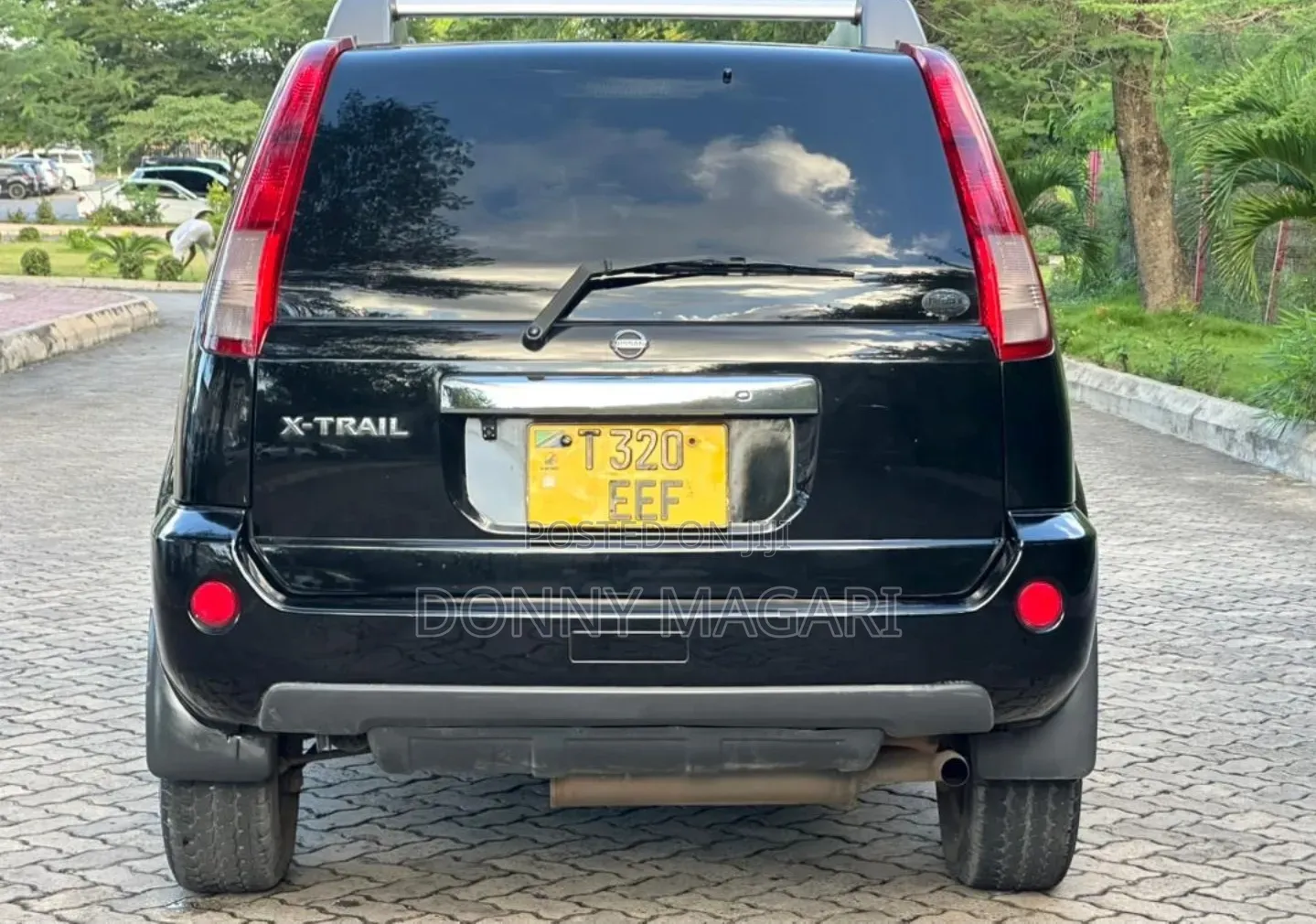 Nissan X-Trail 2004 Black