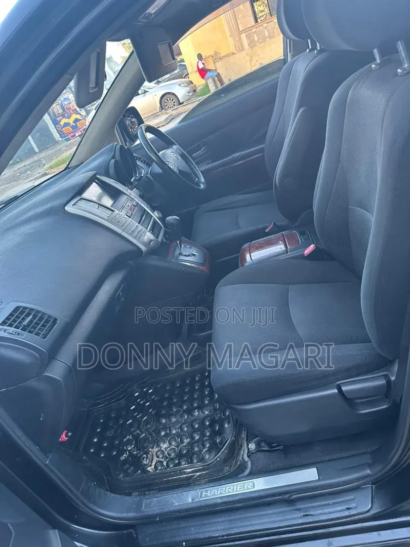 Toyota Harrier 2.4 2007 Black