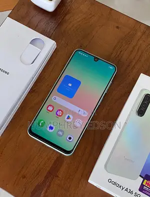 New Samsung Galaxy A36 128 GB Green
