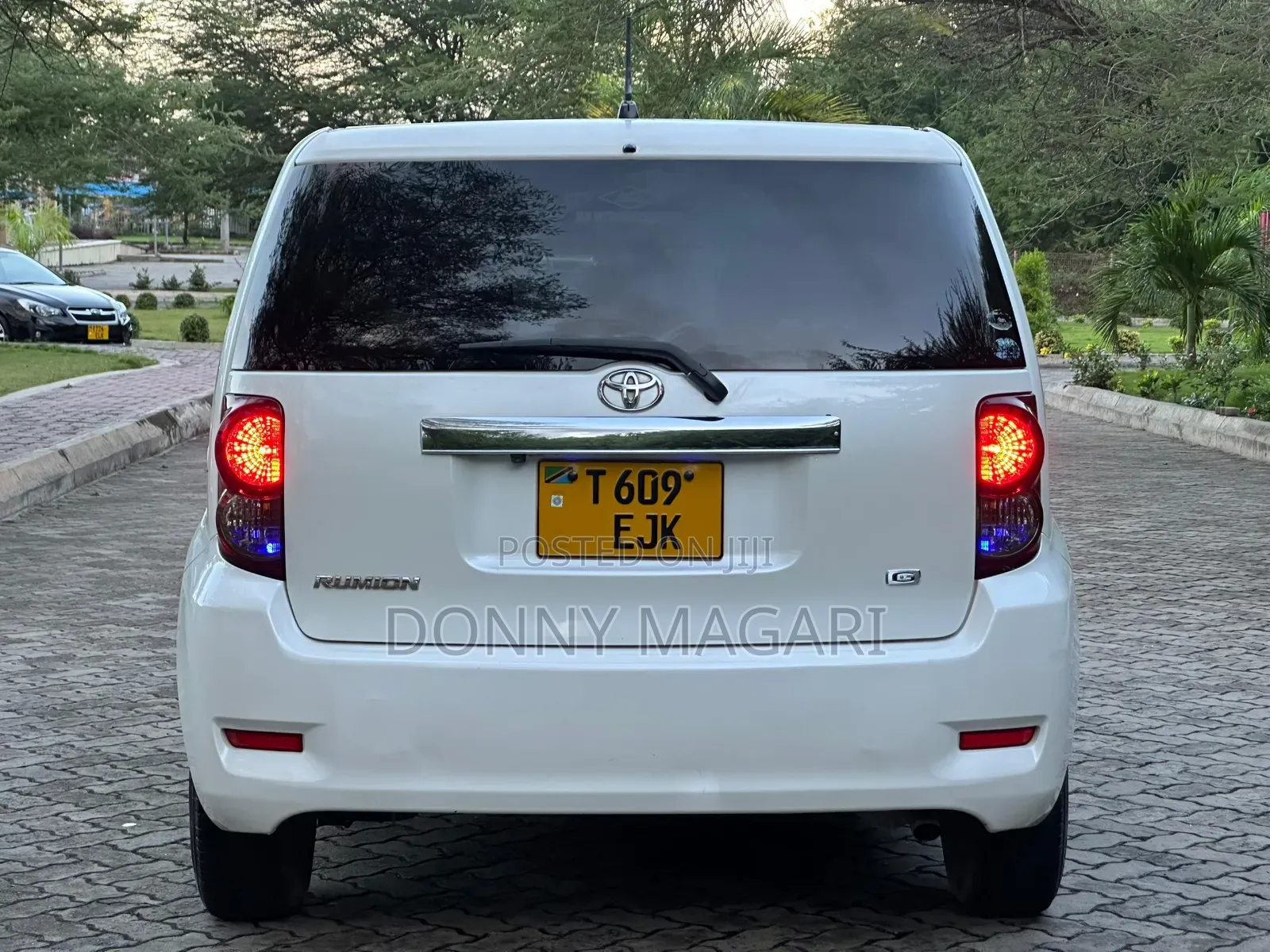 Toyota Corolla Rumion Hatchback 1.5 FWD 2008 White