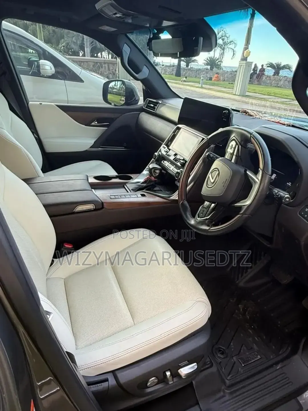 Lexus LX 600 2024 Gray