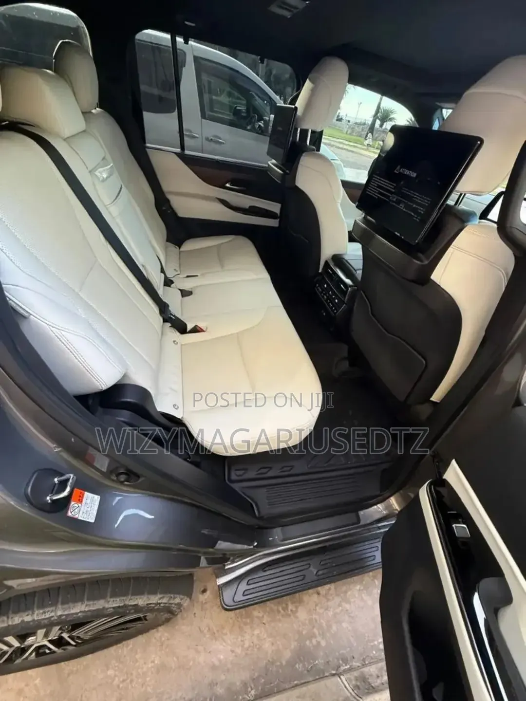 Lexus LX 600 2024 Gray