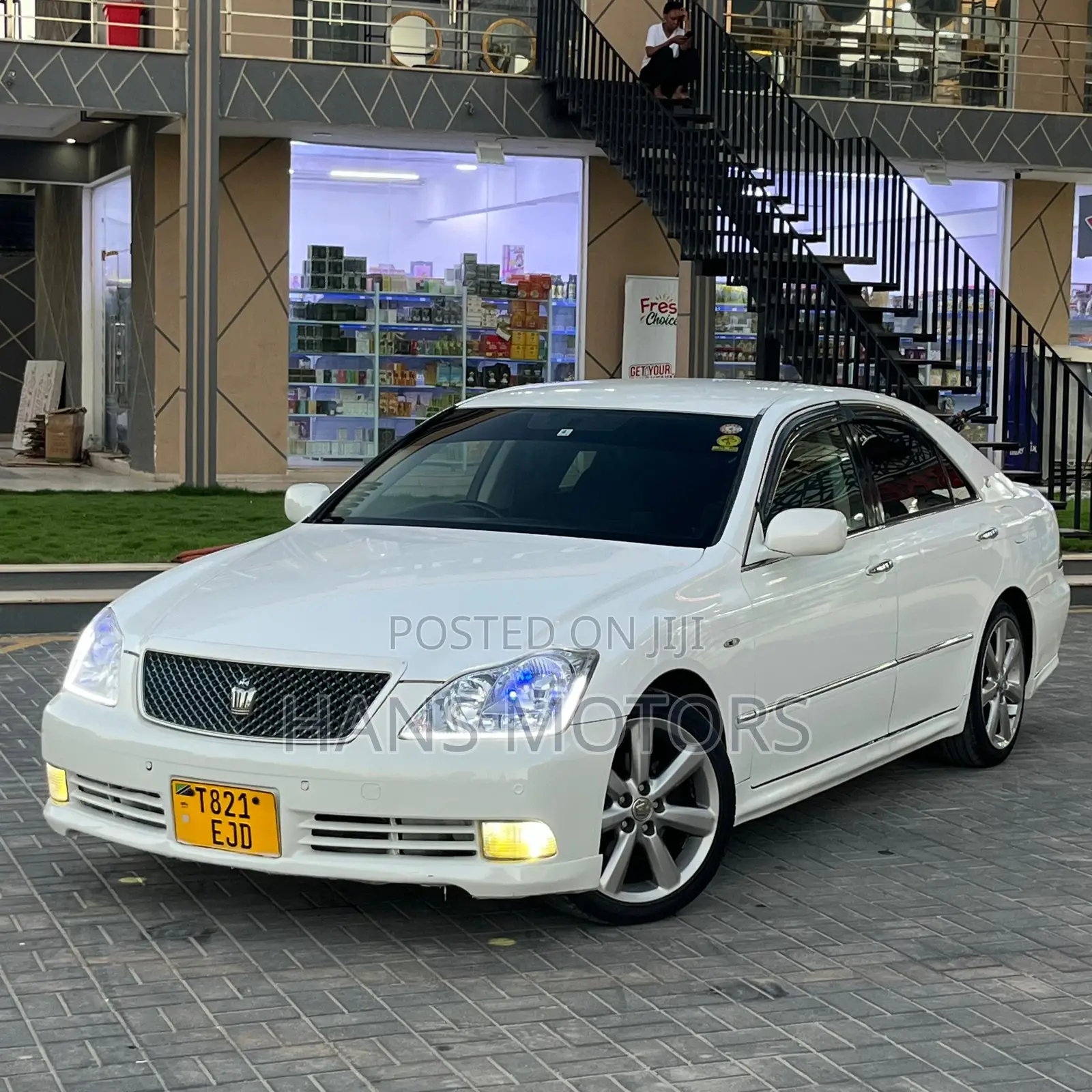 Toyota Crown 2004 White