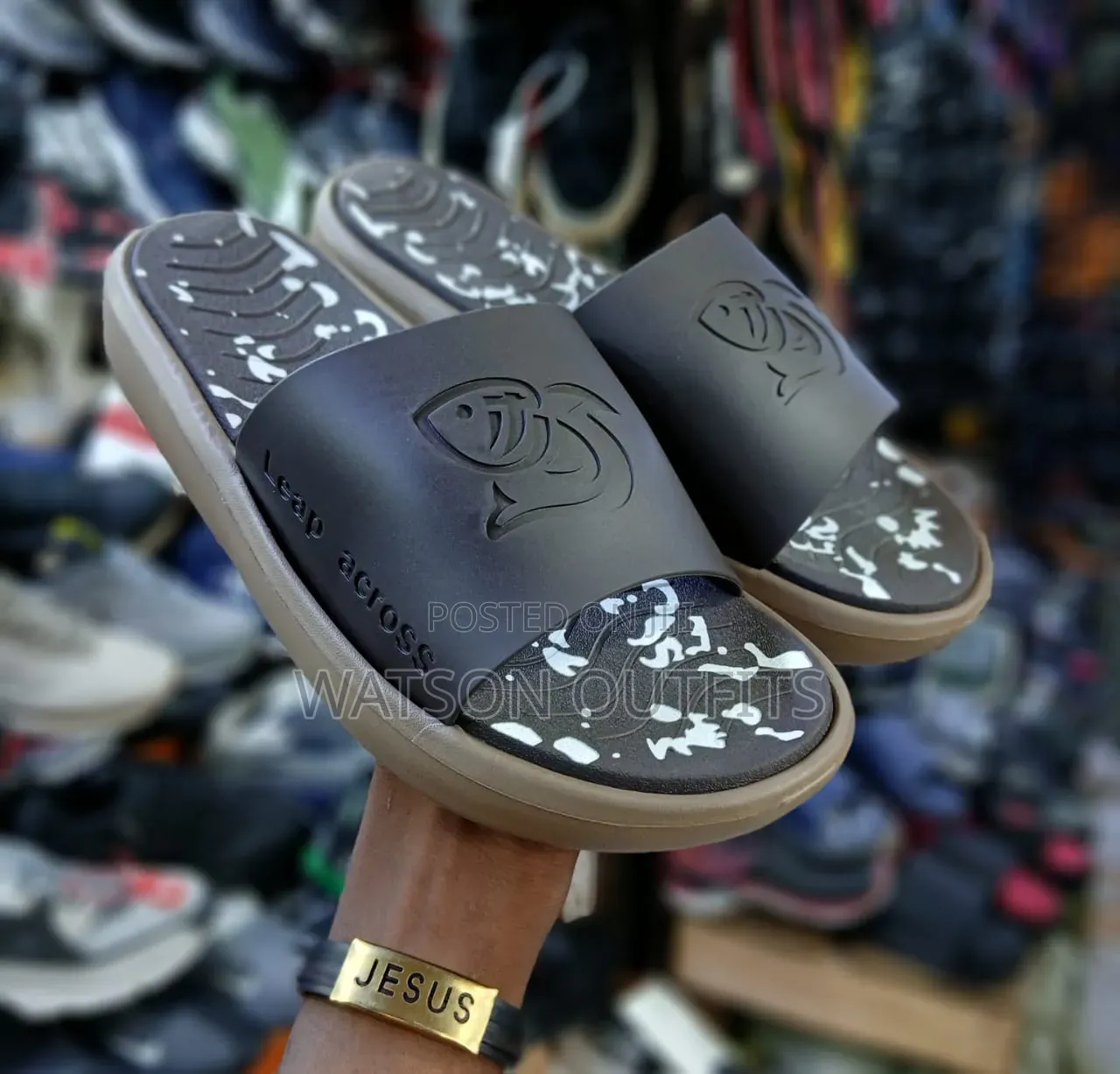 Men's Rubber Materials Pure and Original Open Shoes Bahamas Branded