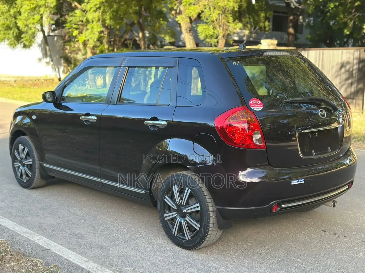 Mazda Verisa 2010 Black