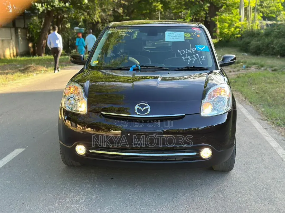 Mazda Verisa 2010 Black
