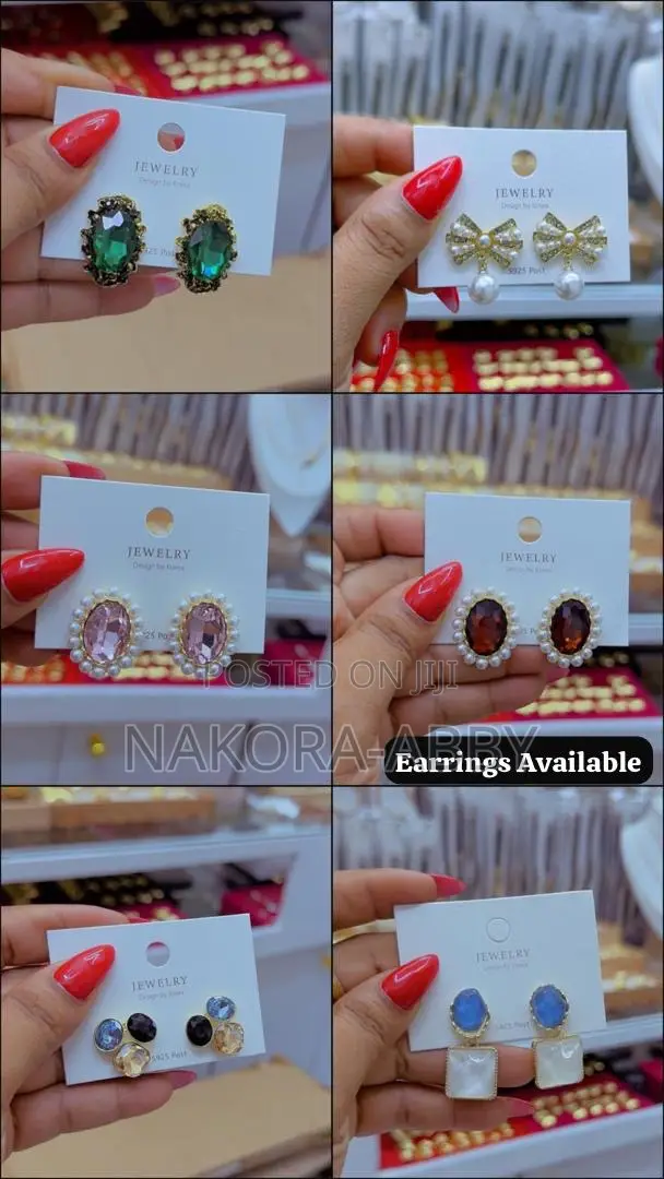 Earrings Broches