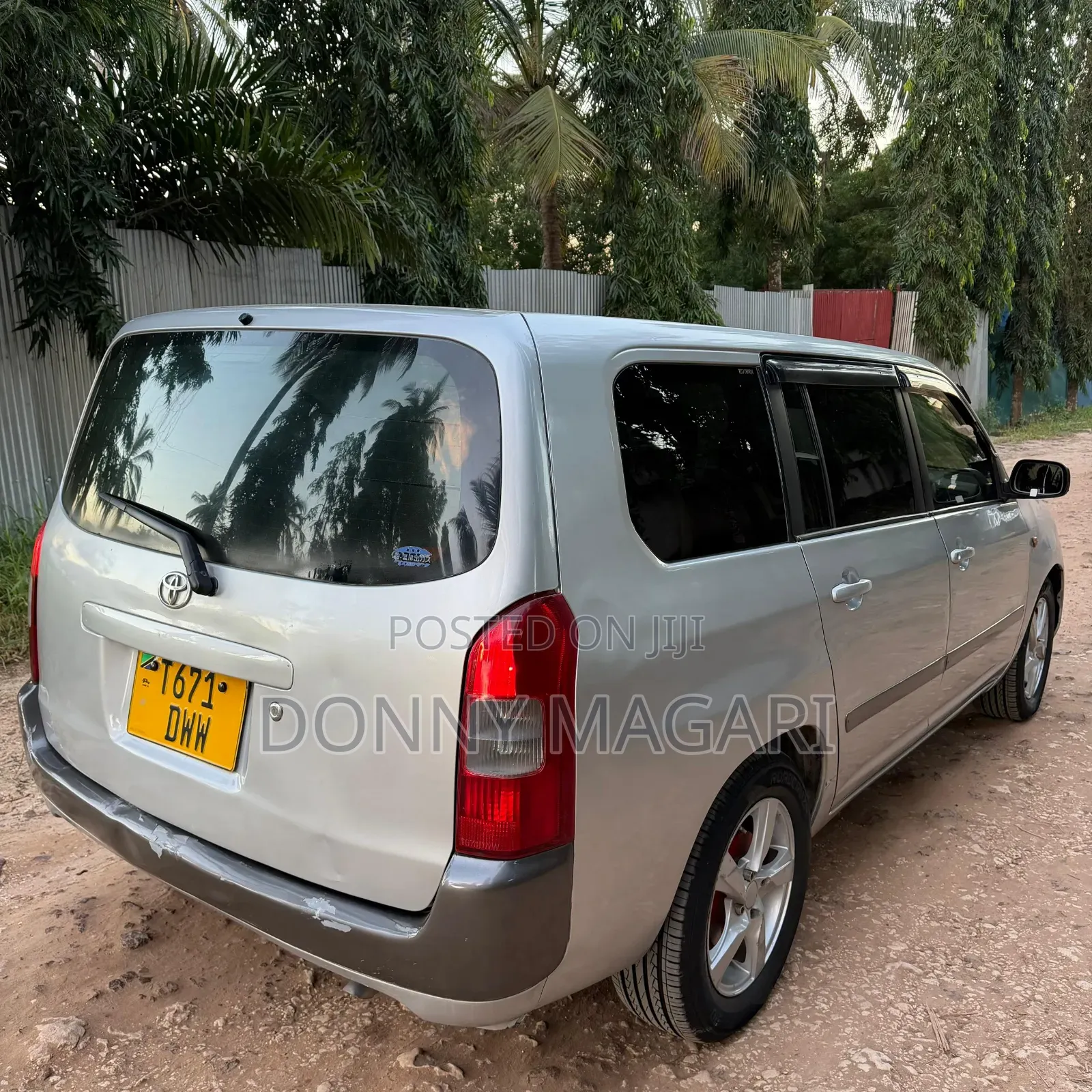 Toyota Probox 2004 Silver
