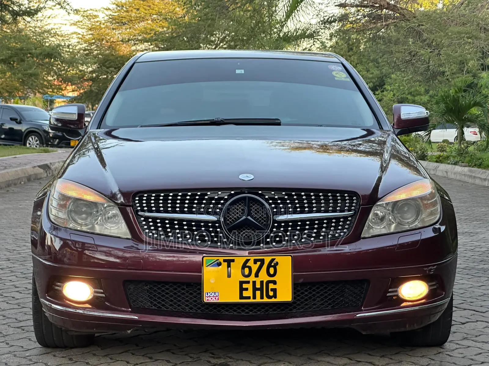 Mercedes-Benz C200 2008 Maroon