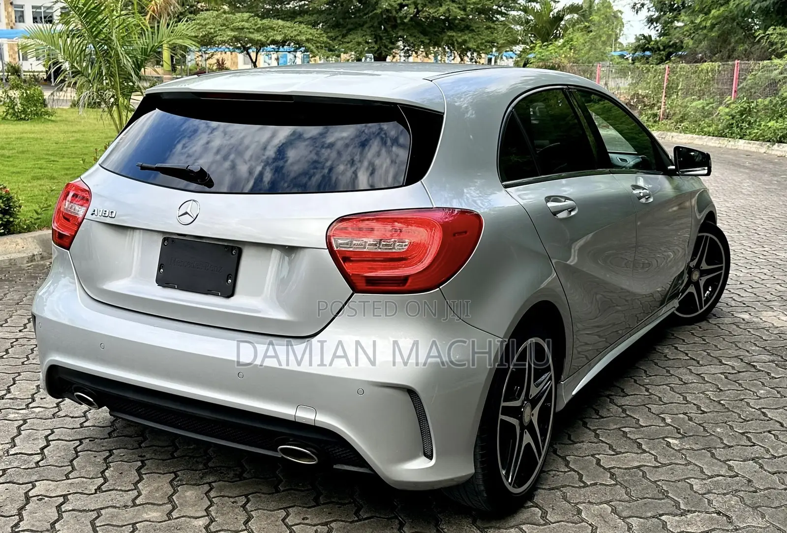 Mercedes-Benz A-Class 2014 Silver