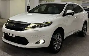 Toyota Harrier 2.0 2015 Pearl