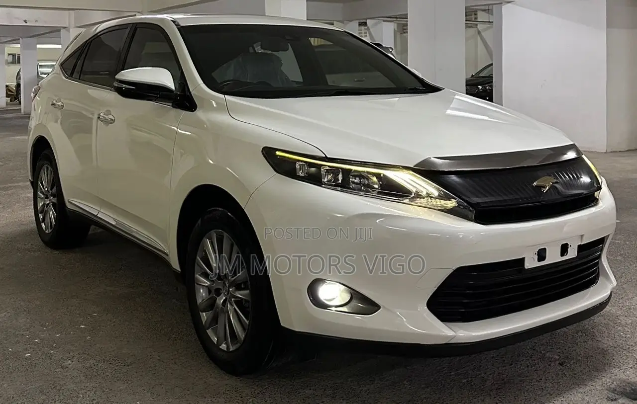 Toyota Harrier 2.0 2015 Pearl