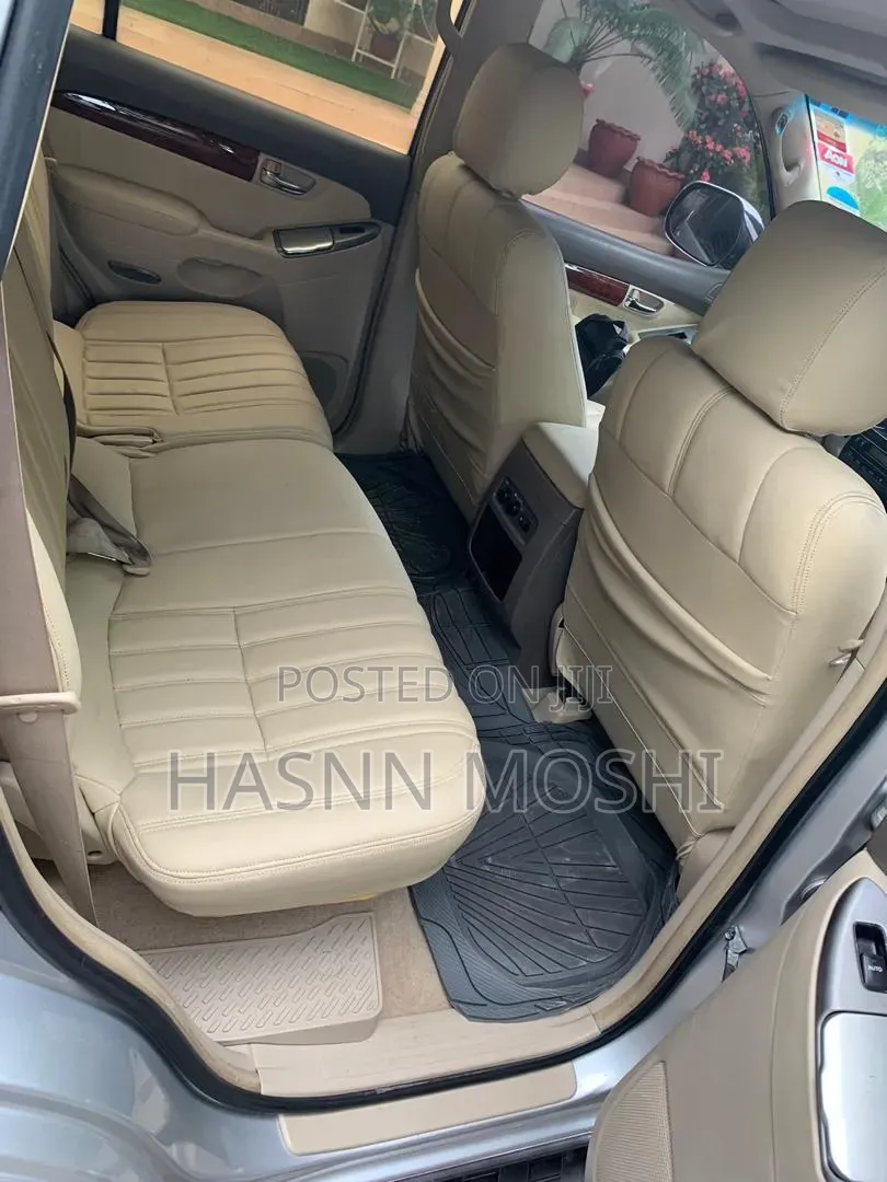 Toyota Land Cruiser Prado 2003 Silver